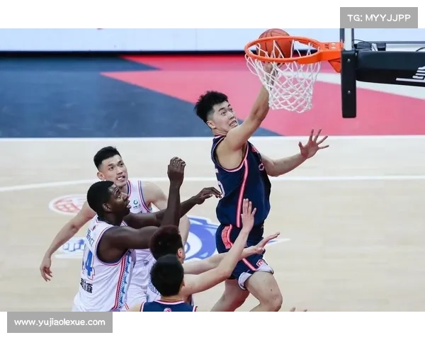 19轮广东VS新疆:矛盾之争新疆锋线不输广东,杜锋破内线劣势 19轮广东VS新疆:矛盾之争新疆锋线不输广东,杜锋破内线劣势